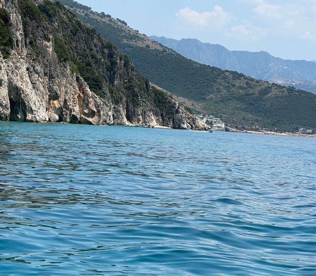 Can I Rent a Boat with a Captain in Himara?